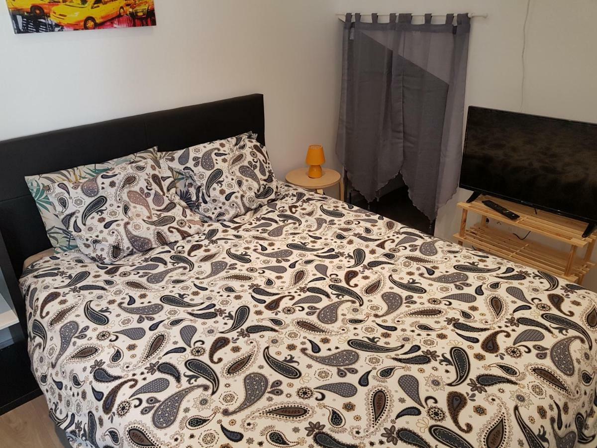 Studio Equipe Centre Ville Apartman Le Creusot Kültér fotó